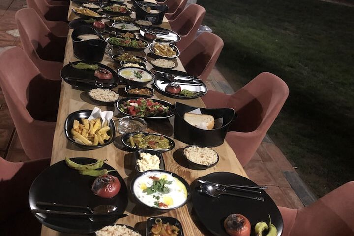 Dining 11 of 20