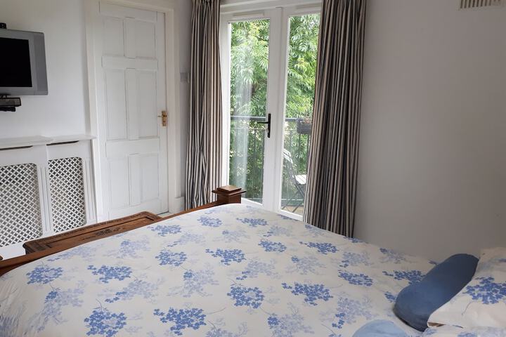 Room 5 of 39