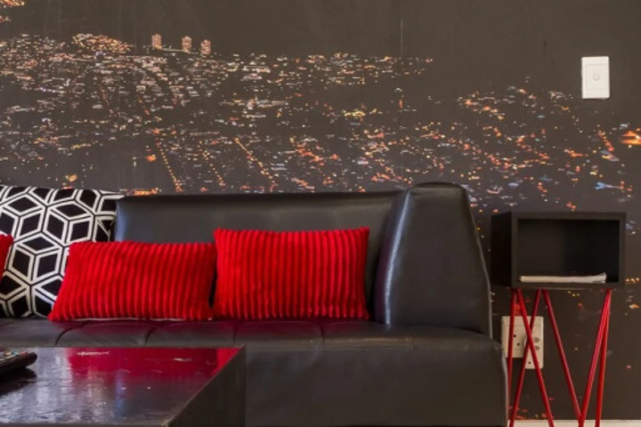 Room 12 of 21