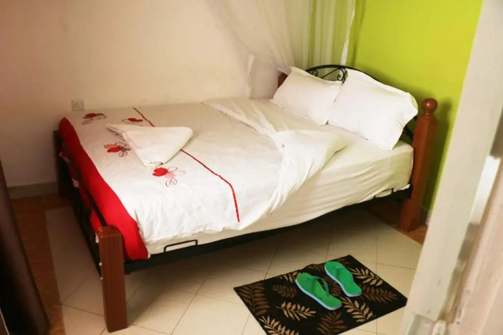 Room 3 of 14