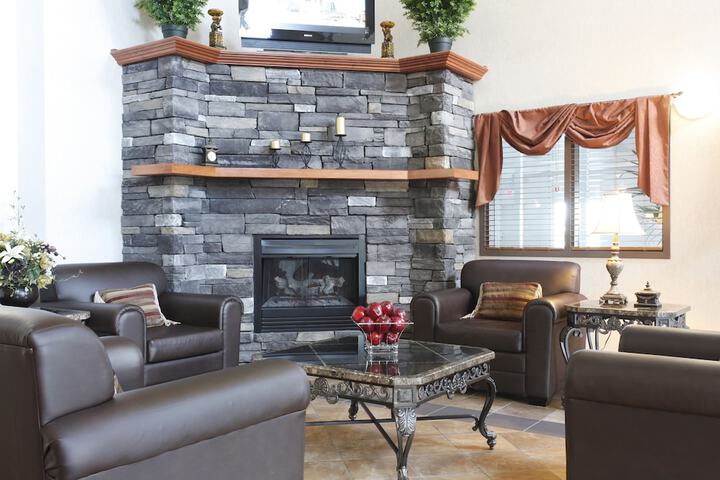 Guest Lobby