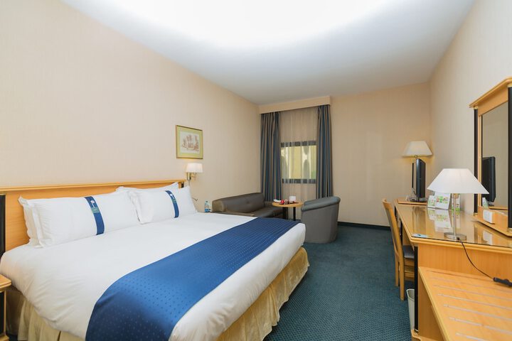 Room 7 of 109