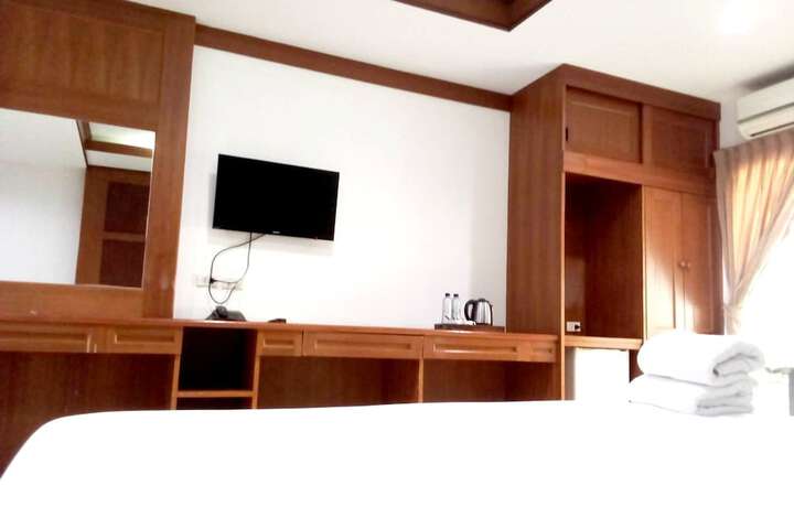Room 17 of 89