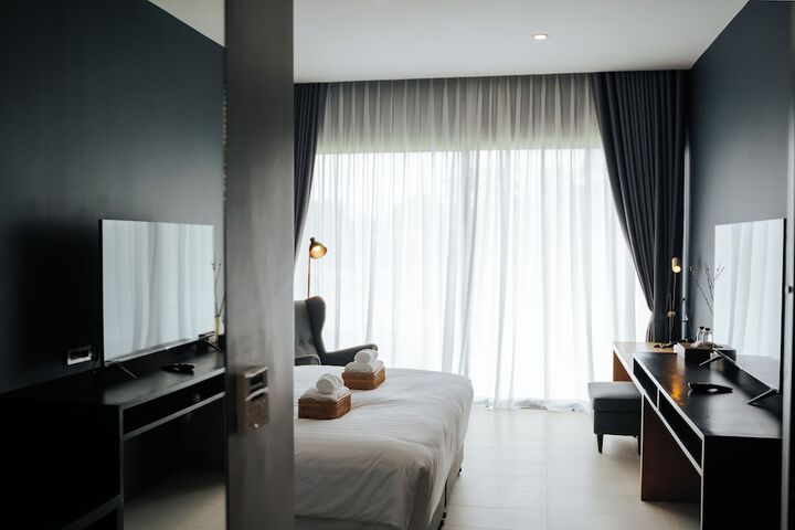 Room 25 of 66