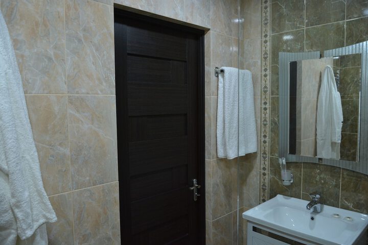 Room 29 of 45