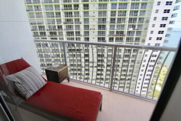 Room 45 of 263