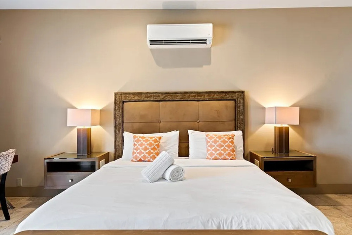 Room 2 of 14