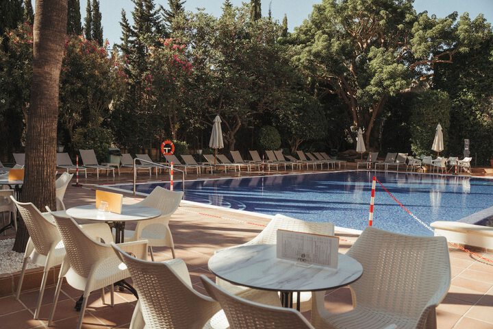 Pools & Facilities