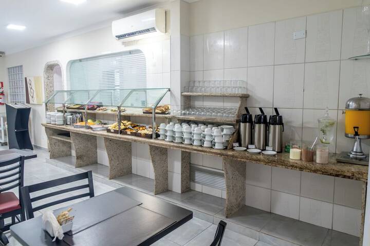 Dining 166 of 171