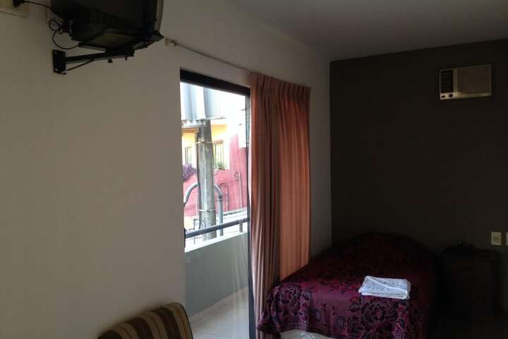 Room 12 of 45