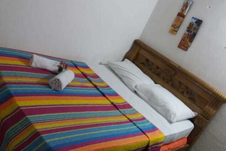 Room 9 of 24