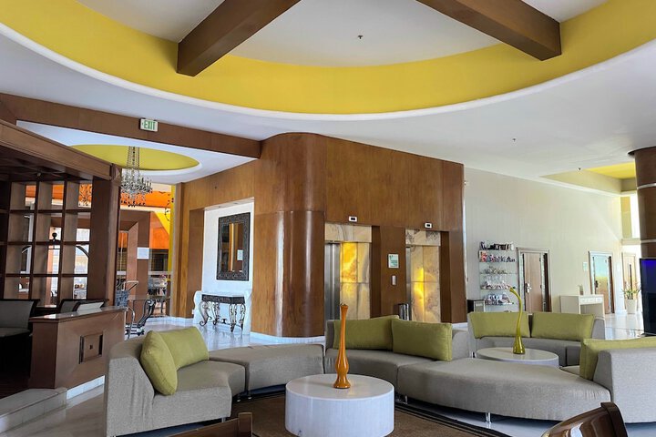Hotel Interior 4 of 81