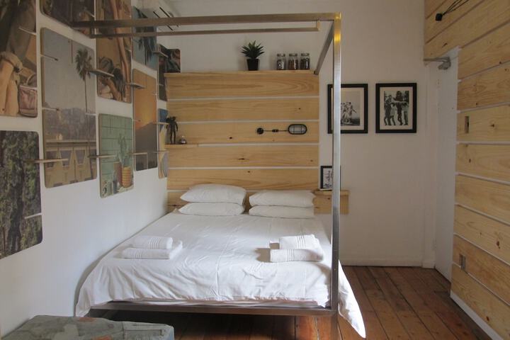 Room 5 of 48
