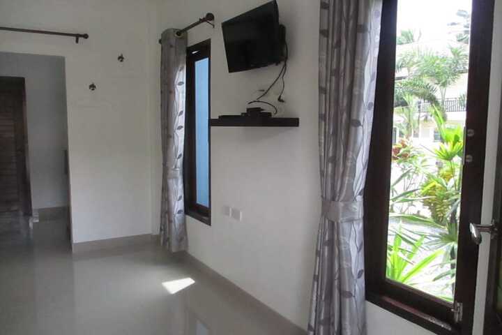 Room 30 of 66