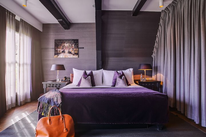 Room 32 of 92