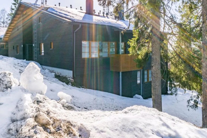 Exterior of Holiday Home Karhunvartijan pirtti b2 by Interhome