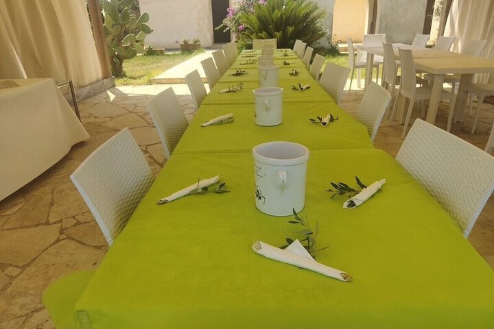 Dining 40 of 45