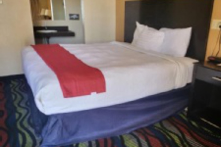 Room 44 of 72