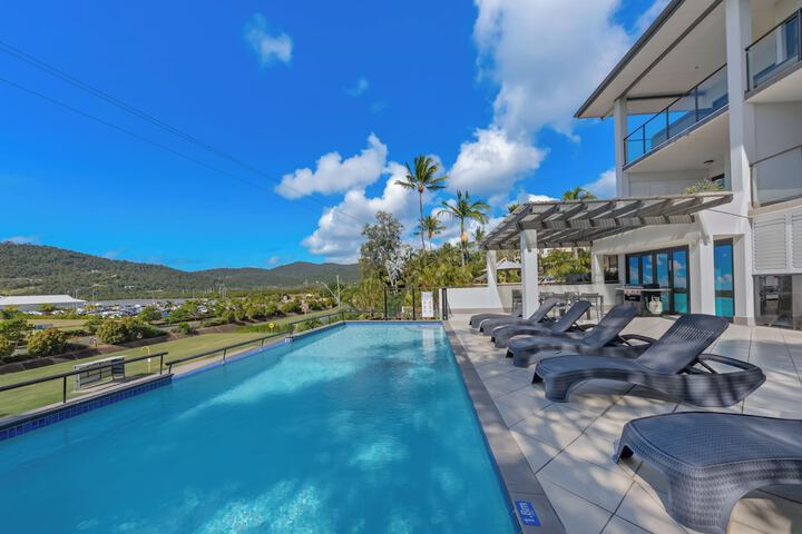 Sundeck