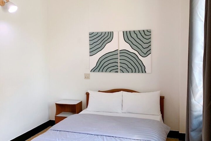 Room 14 of 27