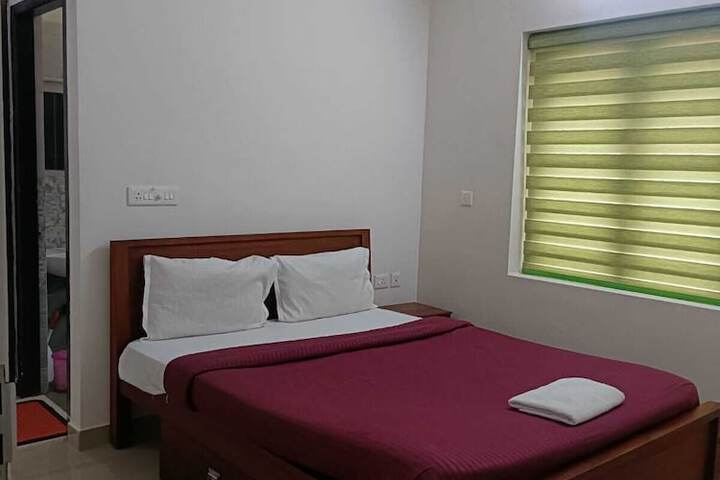 Room 8 of 39
