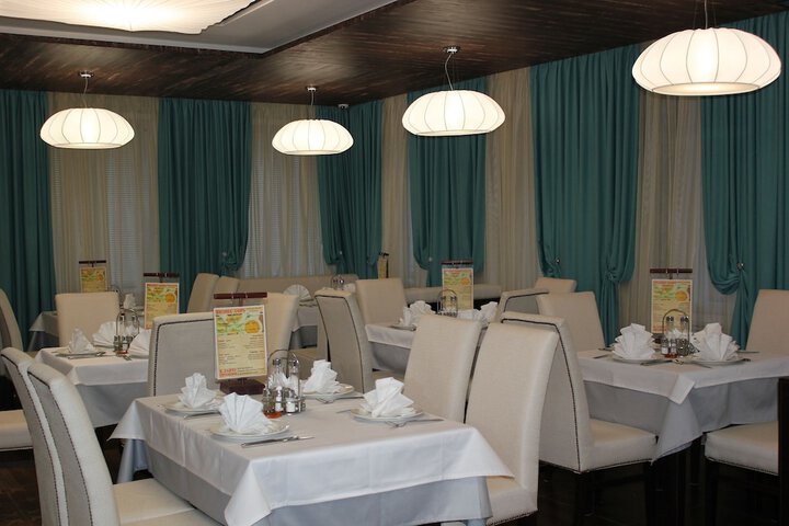 Dining 79 of 108