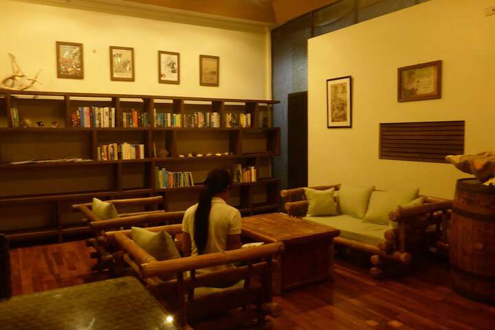 Hotel Interior 4 of 120