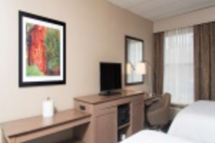 Room 324 of 372