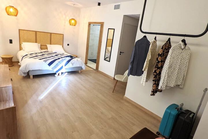 Room 9 of 73