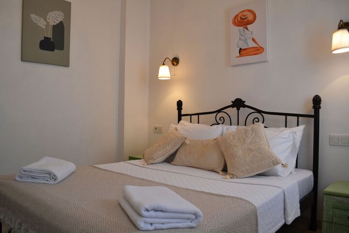 Room 8 of 15