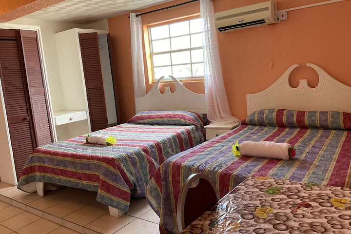 Room 27 of 43