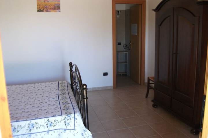 Room 4 of 64