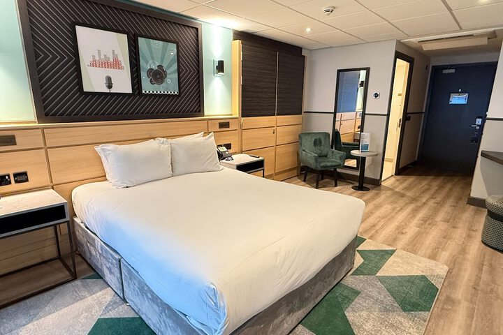 Room 20 of 124