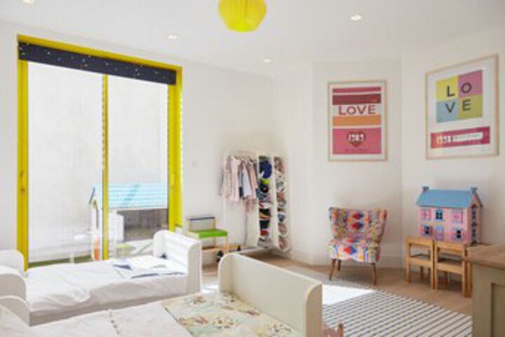 Room 16 of 22