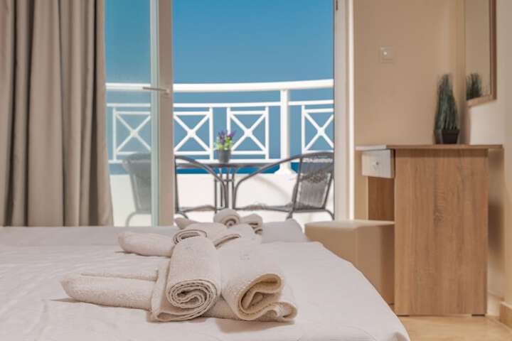 Room 21 of 54