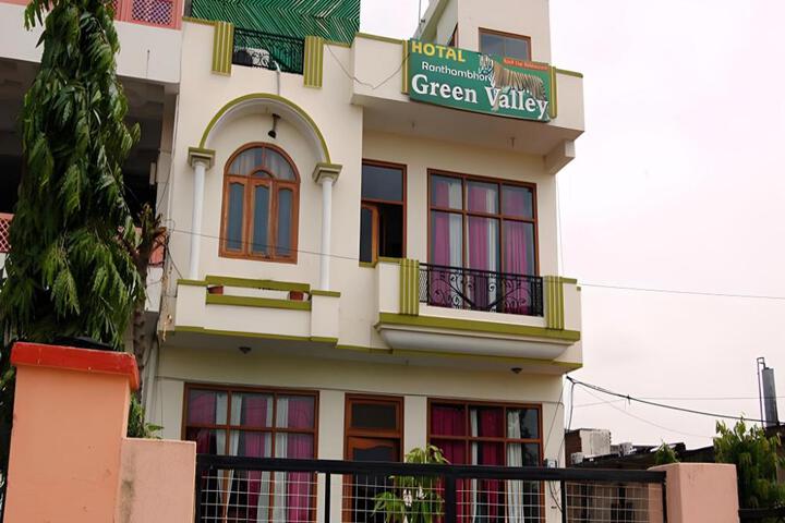 Hotel Green Valley