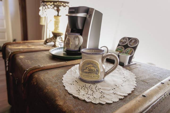 Breakfast/Coffee Service 58 of 97