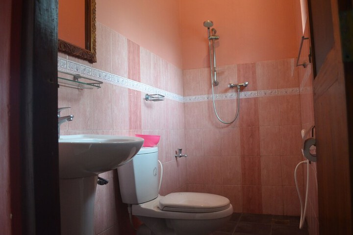 Room 32 of 39