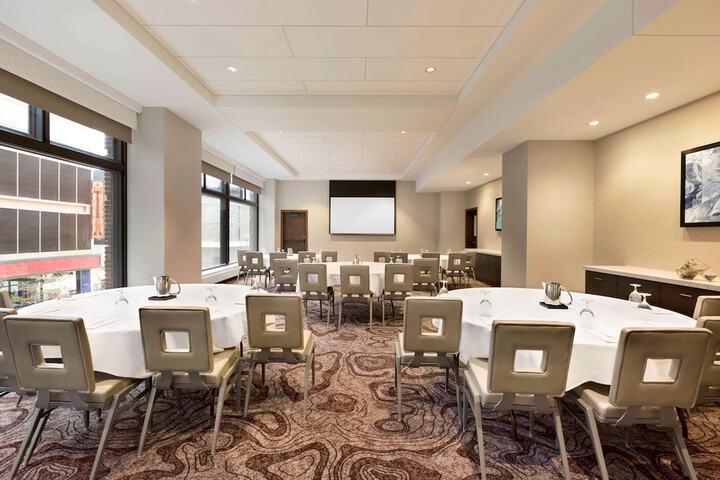 Meeting facility