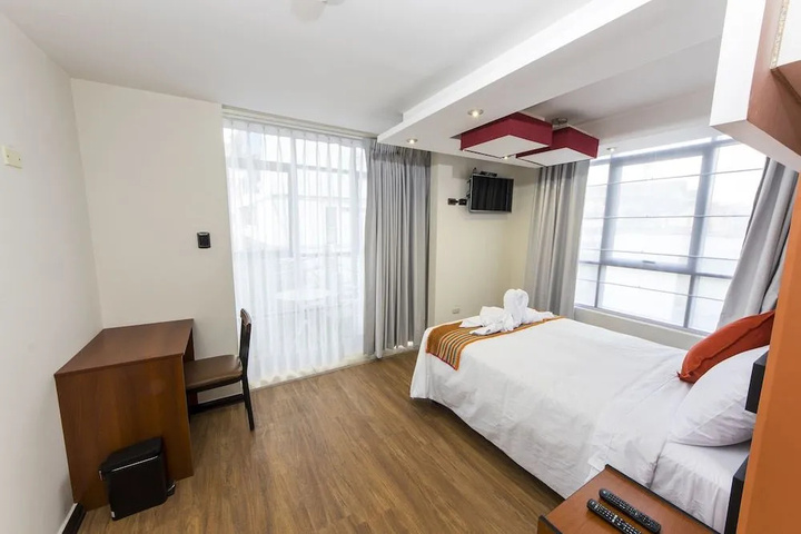 Room 2 of 13