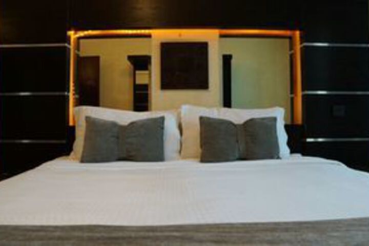 Room 12 of 39