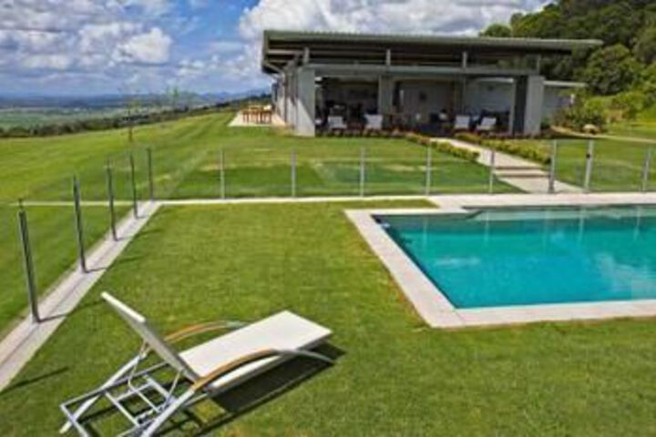 Pool 14 of 16