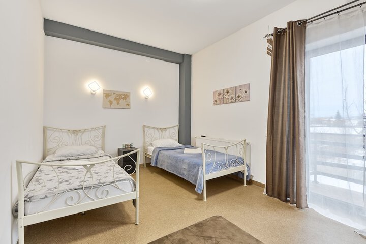 Room 7 of 30
