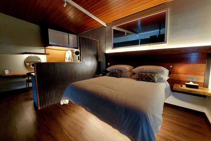 Room 3 of 62