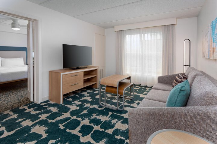 Room 18 of 48