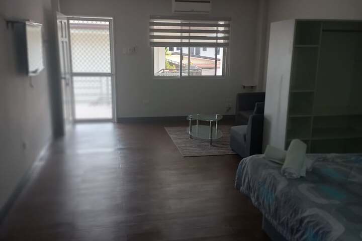 Room 11 of 24