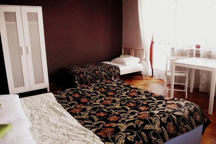 Room 5 of 20