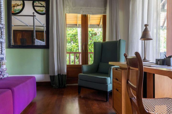 Room 26 of 160