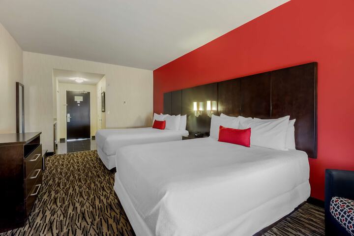 Room 18 of 39