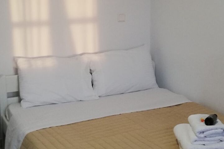 Room 4 of 61
